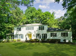 9 Stony Brook Rd, Washington Twp., NJ 07853