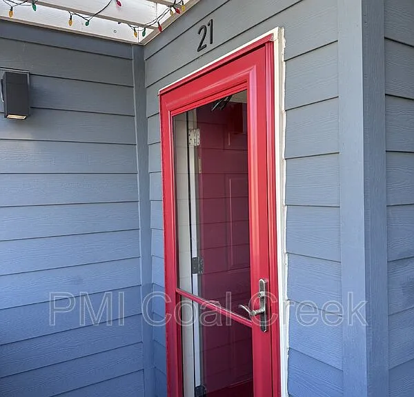 3487 28th St #21 — Photo 4