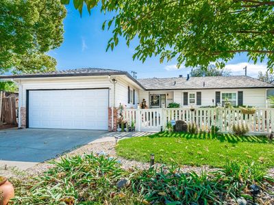5220 Rambler Way, Sacramento, CA, 95841
