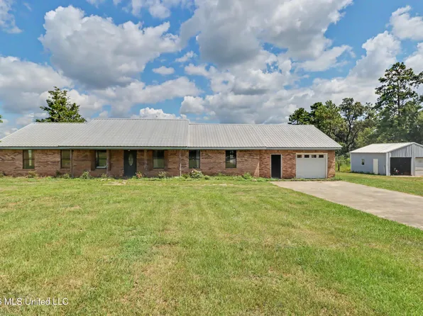 116 Levi Bryant Rd, Lumberton, MS 39455