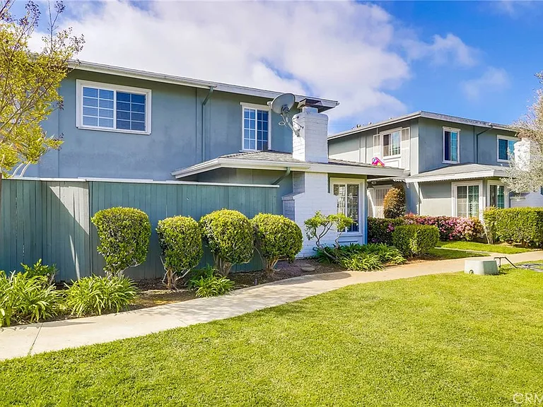 1845 Anaheim Ave #16-C — Photo 43