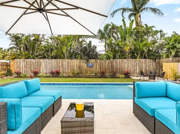 1303 Delmar LN, NAPLES, FL 34104