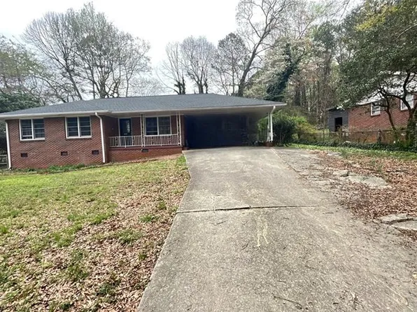5216 Crystal Ln, College Park, GA 30349