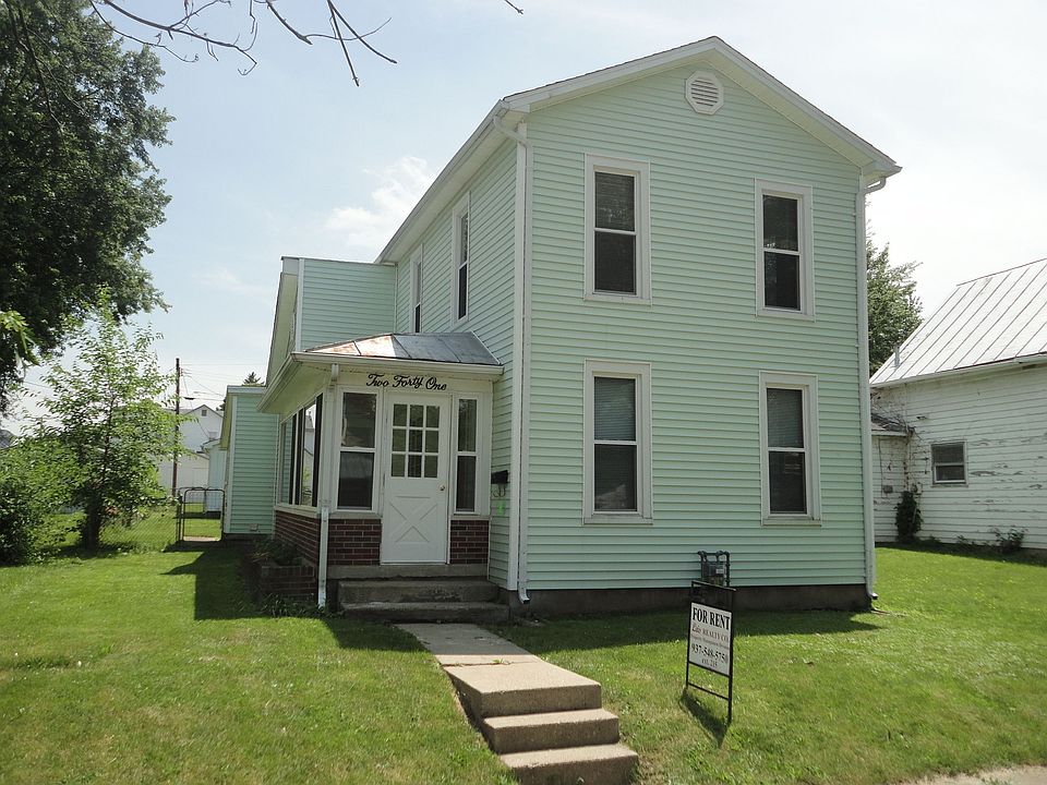 Front left view