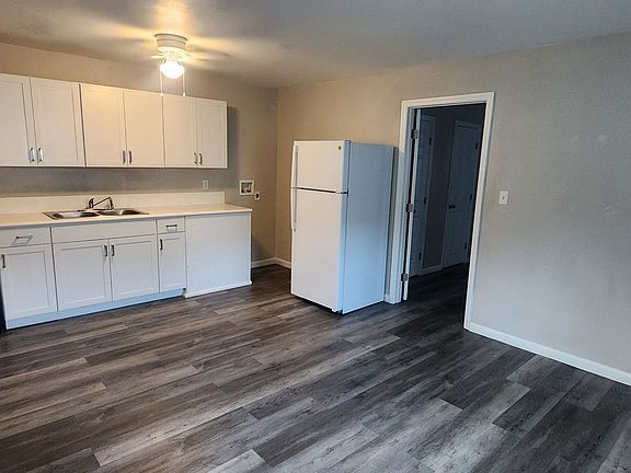 4th image of 1505 Wells Ave SE #7