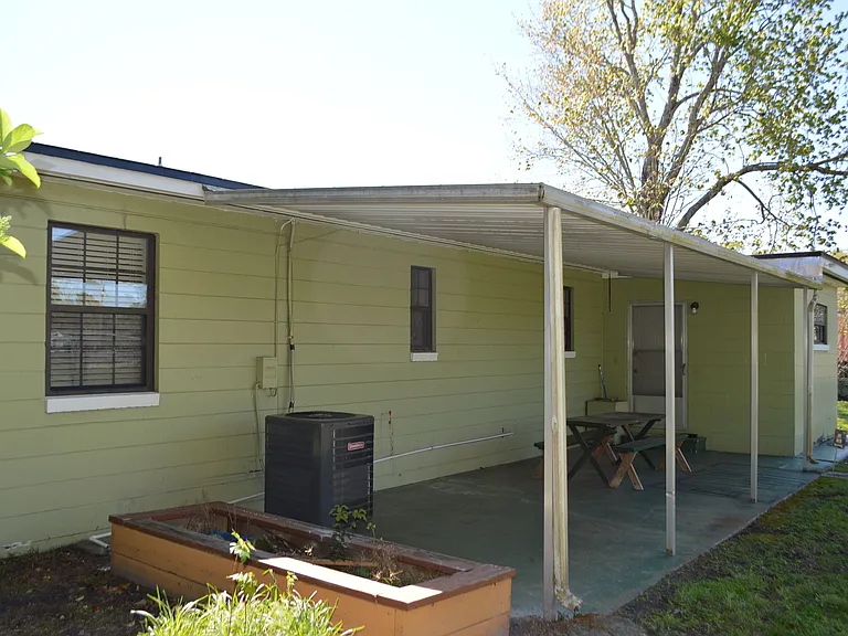6725 Wurn Park Ct — Photo 7