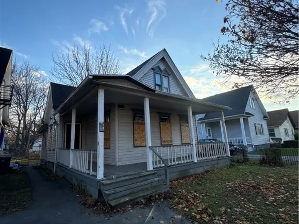 207 Bernard St, Rochester, NY 14621