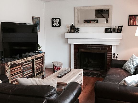 4th image of 9 Seneca Ave