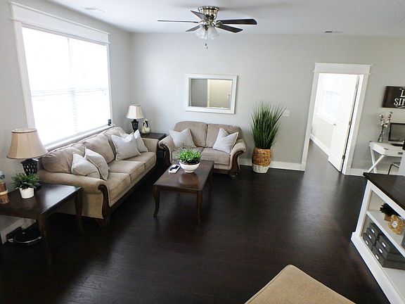 5th image of 2620 Leytonstone Dr