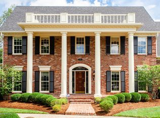 1307 Oxmoor Woods Pkwy, Hurstbourne, KY 40222