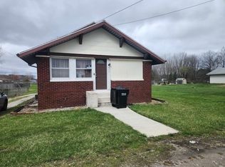 806 N Randolph St, Garrett, IN 46738