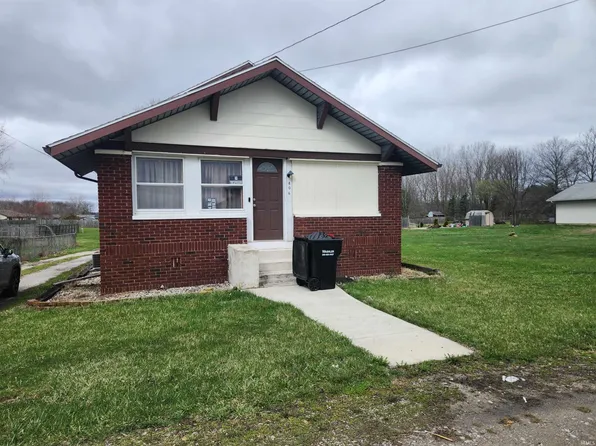 806 N Randolph St, Garrett, IN 46738