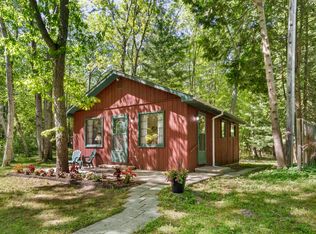 5328 Birch Trl, Honor, MI 49640