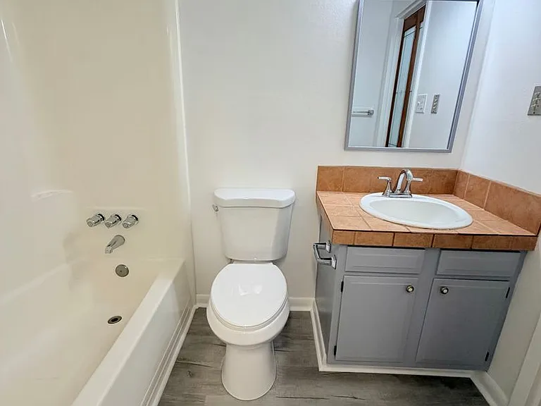 134 Colony Dr — Photo 15