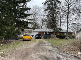 10095 Baraga St, Taylor, MI 48180