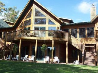 1464 Golf View Rd, Eagle River, WI 54521
