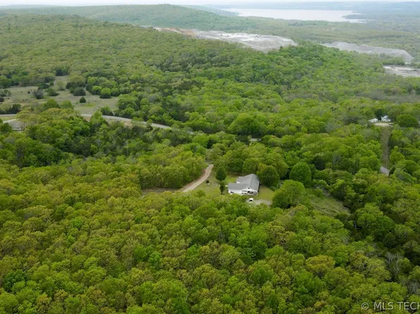 7840 W Wildflower Ln, Hulbert, OK 74441