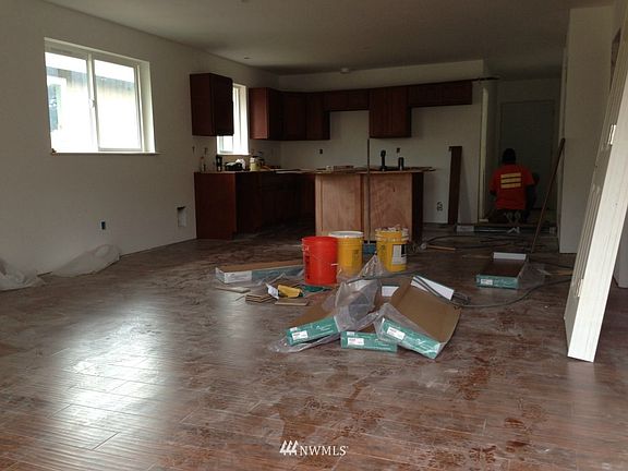 5th image of 3425 E Grandview Avenue Ct
