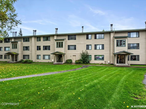 355 Donna Dr Unit 15, Anchorage, AK 99504