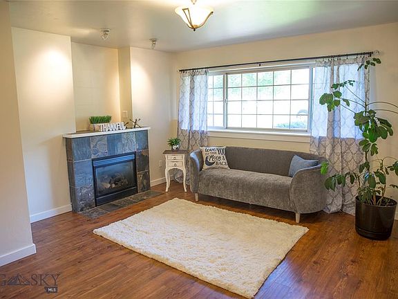 2nd image of 4645 Bembrick St Unit 1B