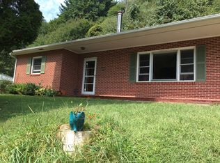 388 Chestnut Grove Rd, Boone, NC 28607