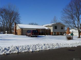 669 Talowood Dr, Dayton, OH 45430