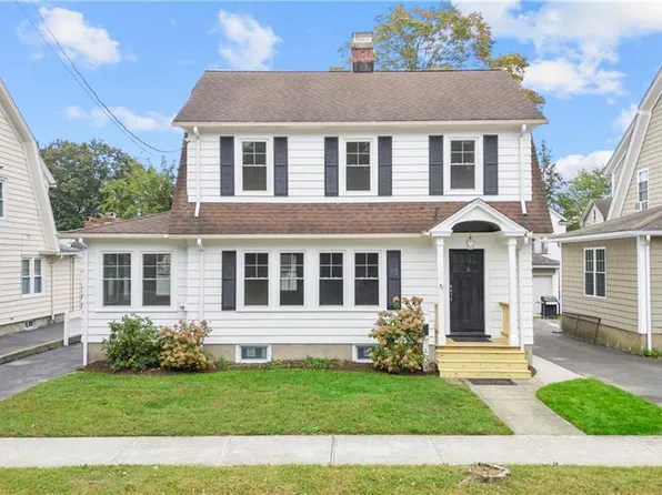 51 Arcadia Avenue, Bridgeport, CT 06604