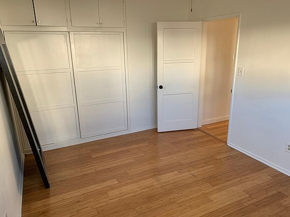 5th image of 1414 Main St