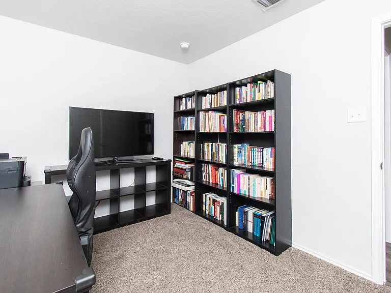 1307 Prospector Trl — Photo 18