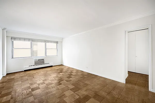 Sold by Maz Group NY | media 1