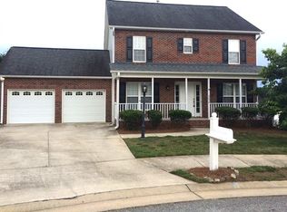 6658 Knob Hill Ct, Clemmons, NC 27012