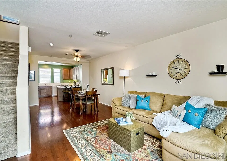 16916 Hutchins Lndg #68