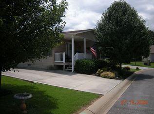1210 Turf Way, Sevierville, TN 37876