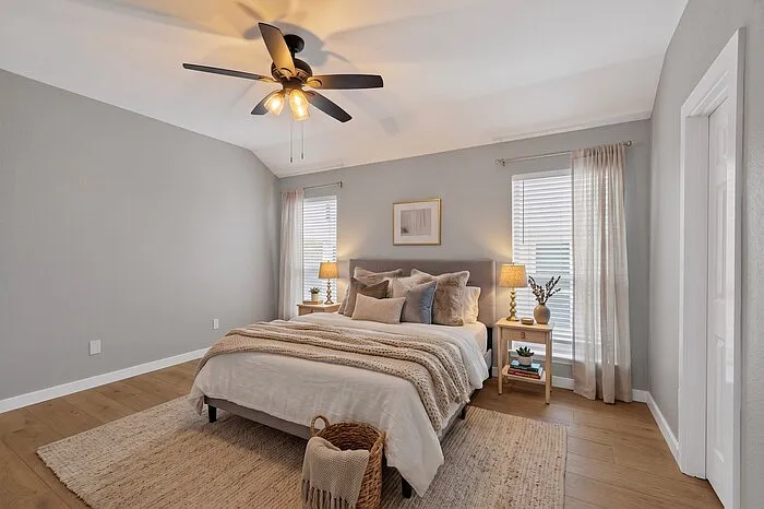 9881 Cambridge Dr — Photo 21