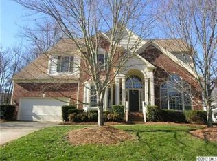 5533 McChesney Dr, Charlotte, NC 28269