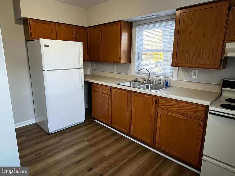 7889 Main St #1 — Photo 5