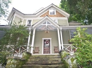 229 Greenville St, Saluda, NC 28773