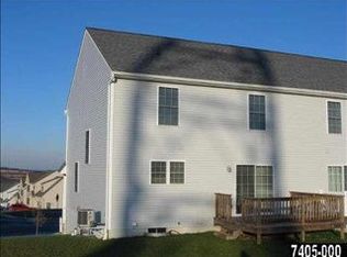 550 Nantucket Dr, Red Lion, PA 17356
