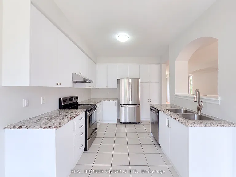 25 Vinod Rd — Photo 2