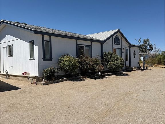 2nd image of 4821 Blue Grass Dr