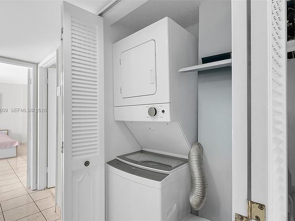 5th image of 1623 Collins Ave APT 812