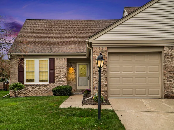 4256 Hunters Cir E, Canton, MI 48188