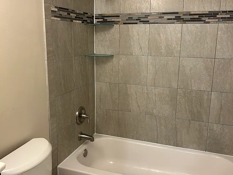 Main (hallway) bathroom