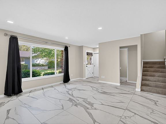 4th image of 1339 N 44th St