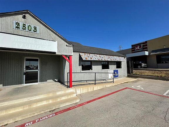 3rd image of 2503 W Pioneer Pkwy