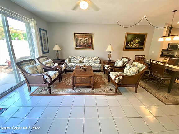 5th image of 352 Monroe Ave #352