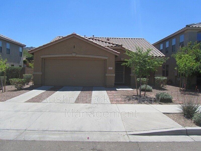 1st image of 125 E Milada Dr