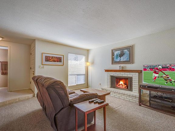 4th image of 6542 N 7th Ave Unit 1