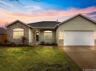 1023 Hammer Ln, Eugene, OR 97404