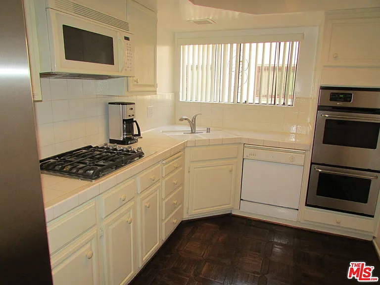 1850 Midvale Ave #7 — Photo 13